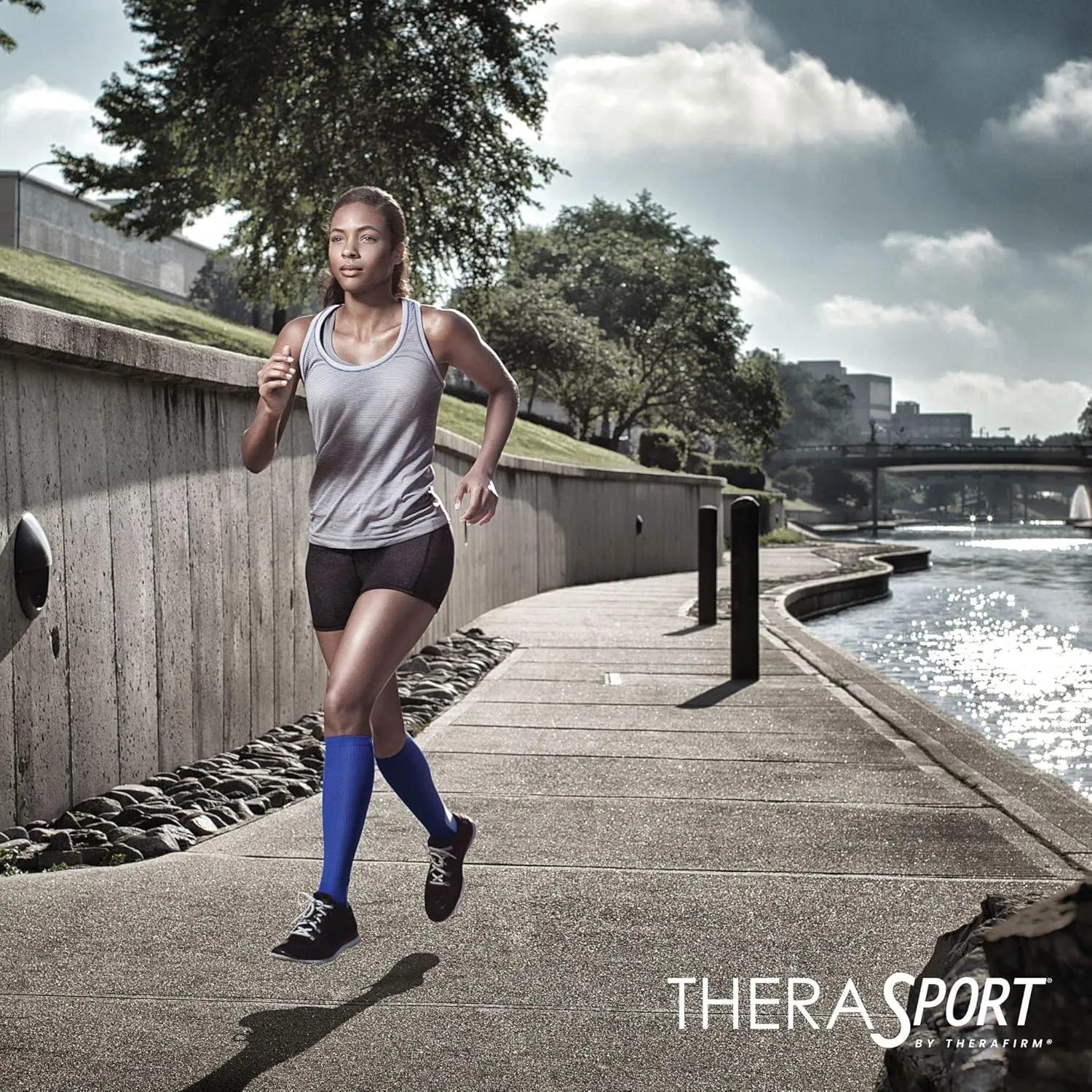 20-30mmHg Moderate Compression Athletic Performance Socks